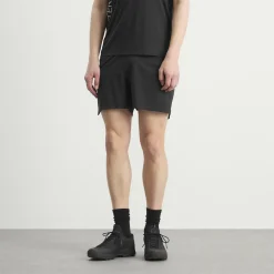 Arc'teryx Norvan 5