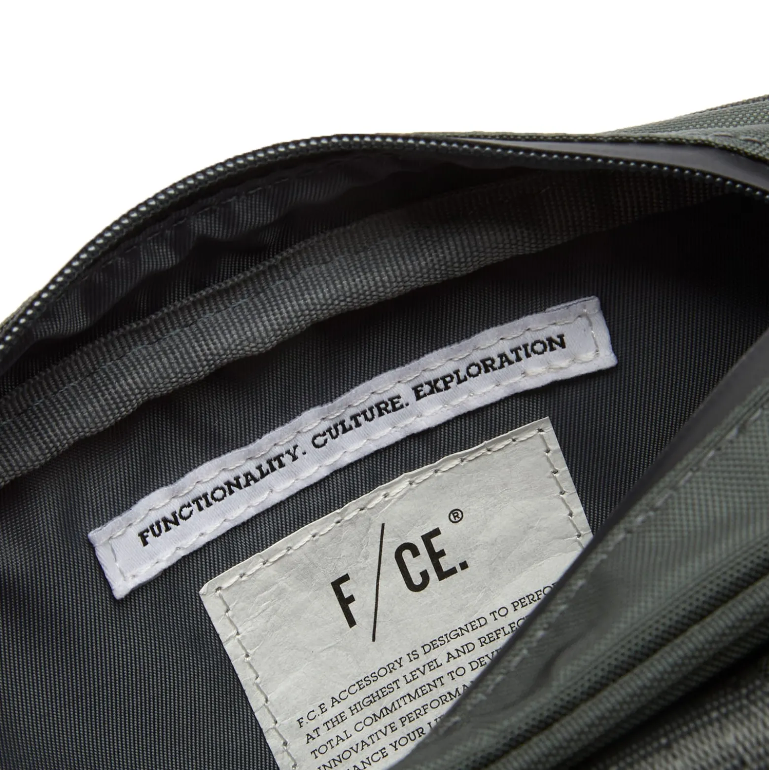 F/CE. 420 re/cor Holiday Bag