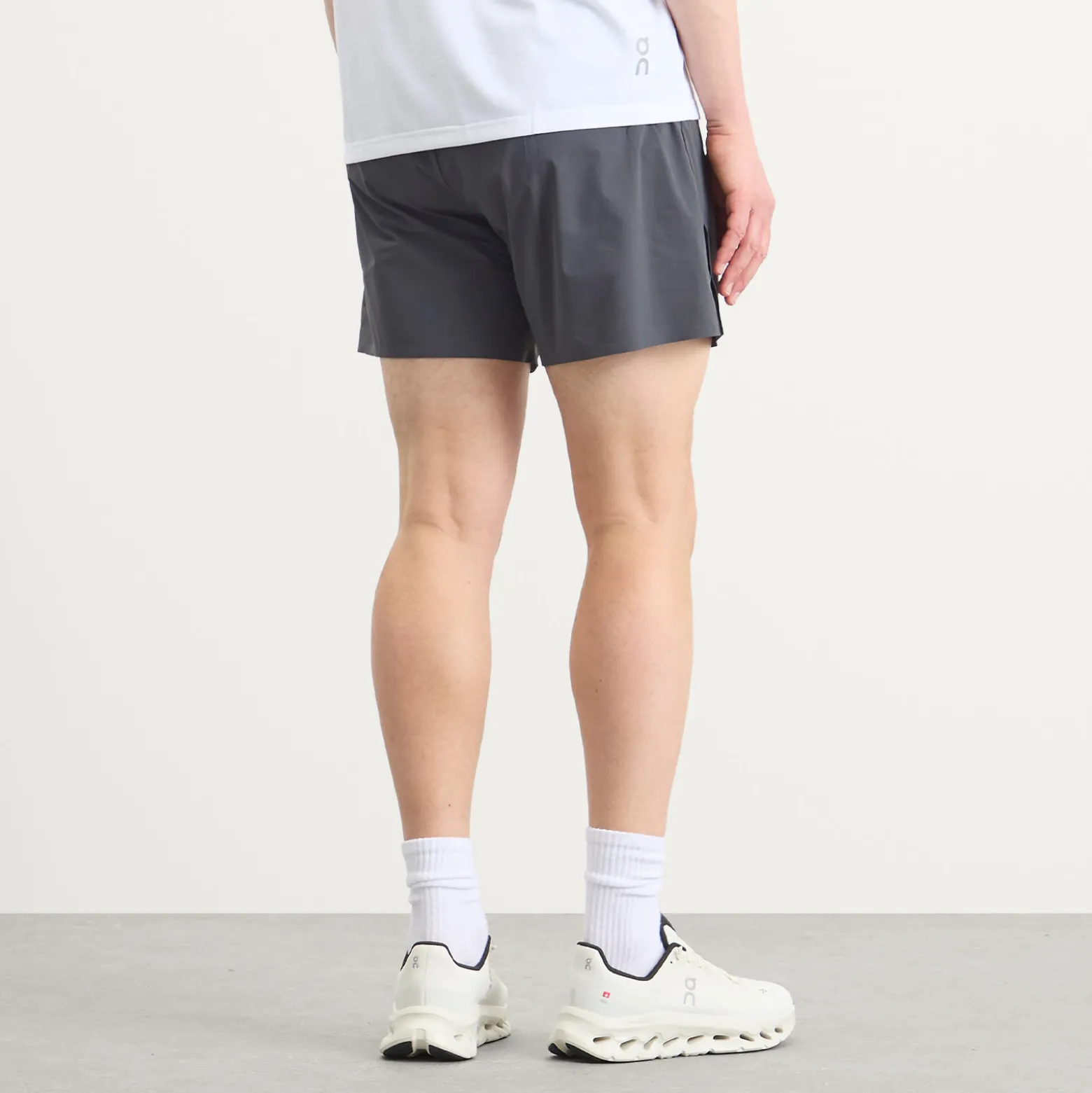 ON 5" Performance Shorts